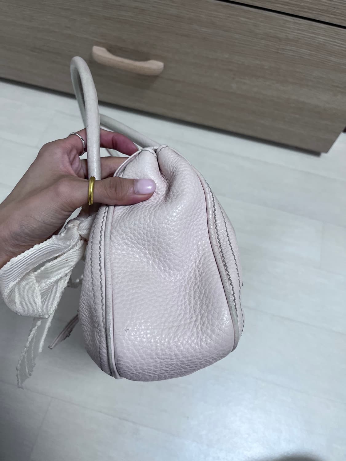 셀린느 베이비핑크 숄더백 정품  상품이미지2