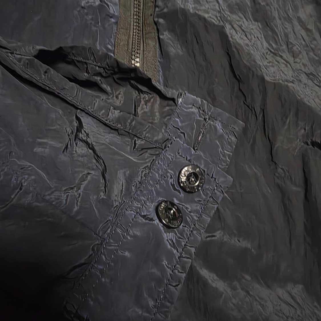 스톤아일랜드 다크네이비 나일론 셔츠 M 상품이미지3