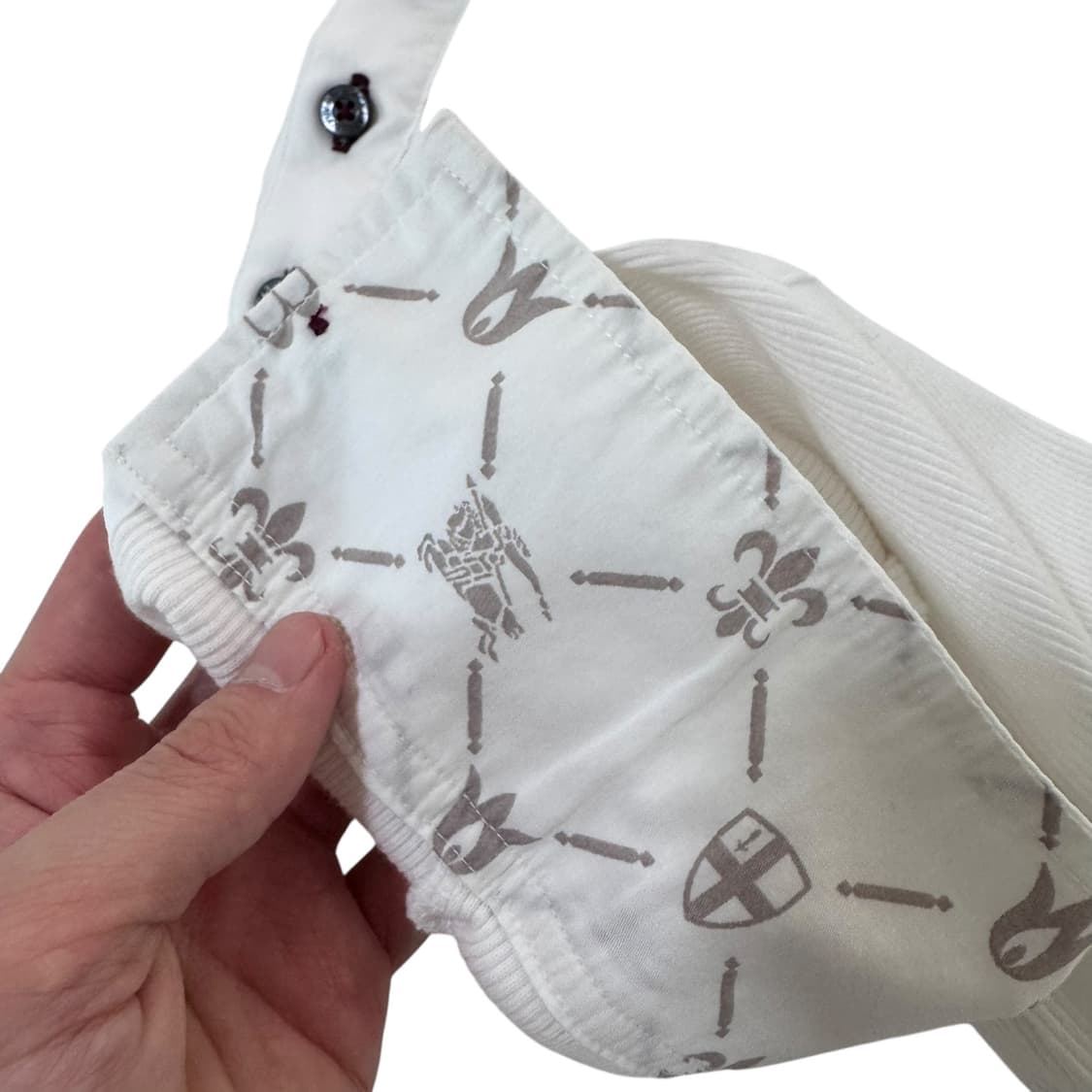 여성 버버리 블랙라벨 화이트 카라티 상품이미지3