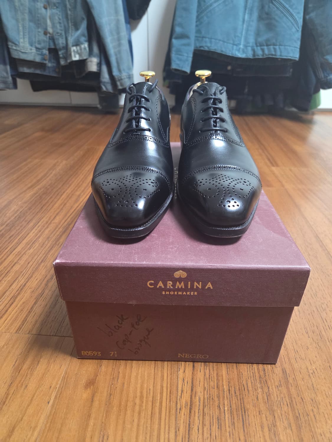 Carmina 블랙 캡토 브로그 남성 구두 상품이미지1