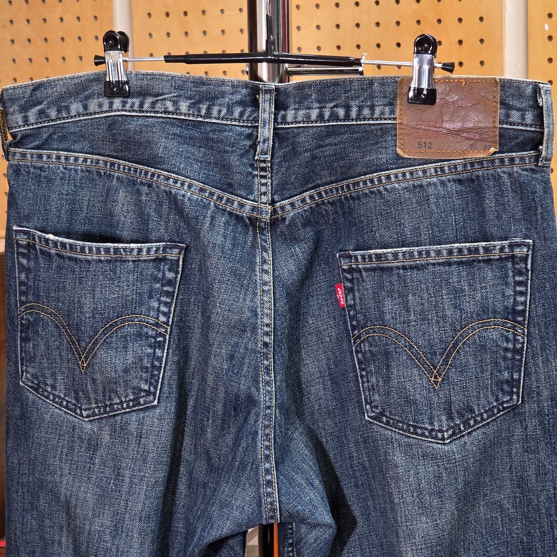 리바이스 512 워싱 세미 와이드 데님 팬츠 상품이미지4