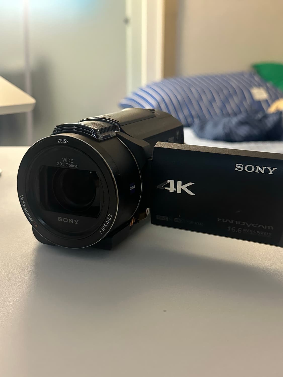 소니 4k 캠코더 FDR-AX43A  상품이미지1