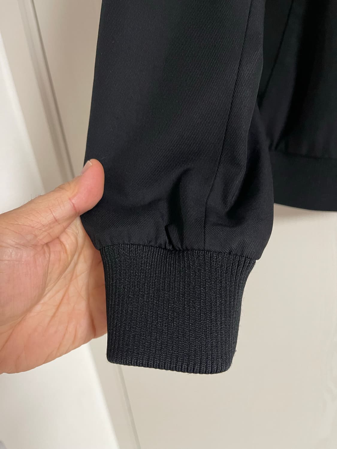 코스(COS) 블랙 코튼 MA-1 블루종 트랙탑 봄버 50(지퍼고장) 상품이미지3