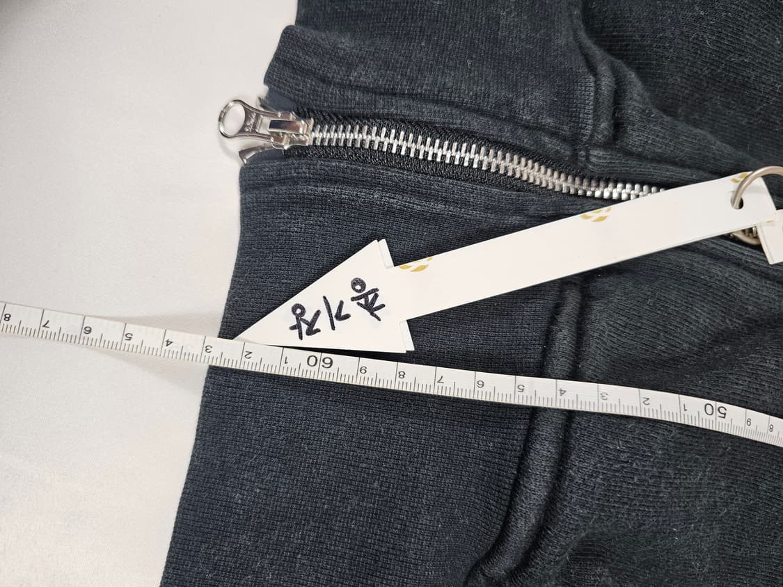 더뮤지엄비지터후드집업 상품이미지5