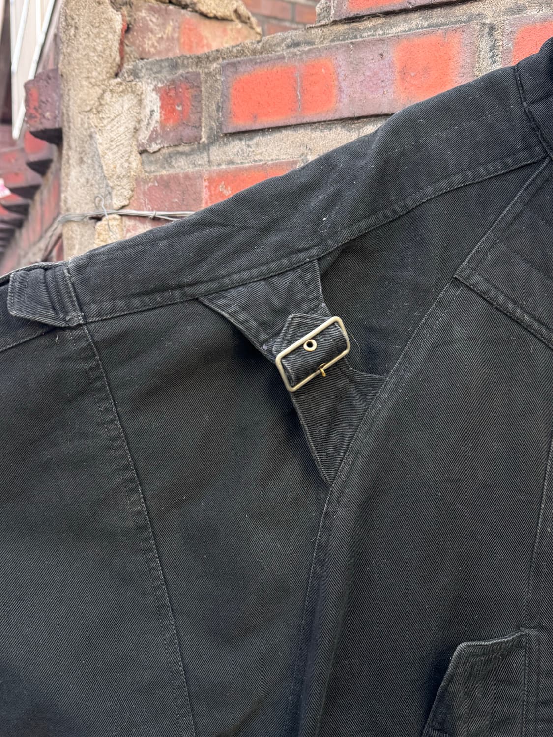 Monte Viso 버클 디테일 하이넥 봄버자켓  상품이미지8