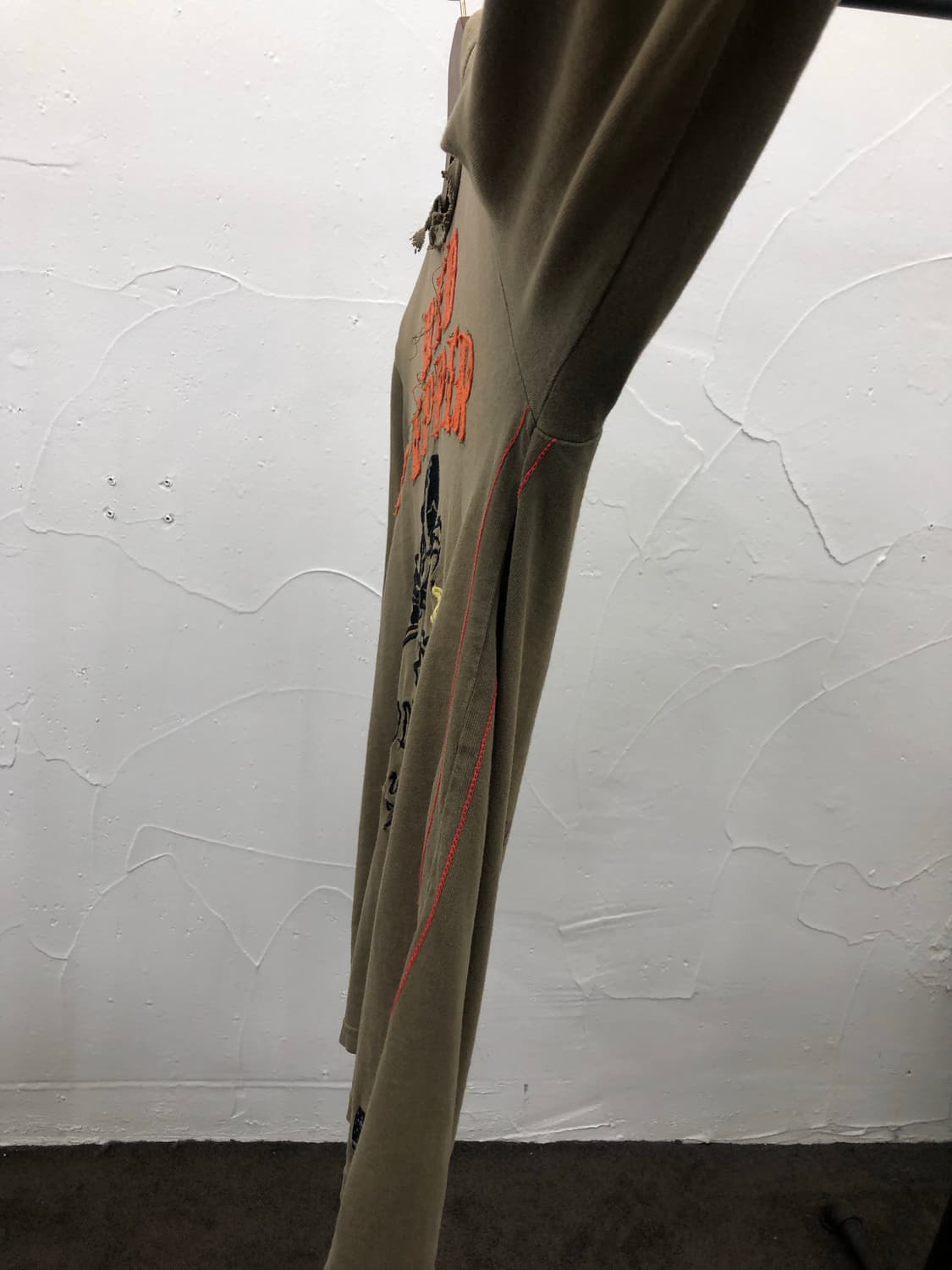 레드페퍼 디스트로이드 롱슬리브 상품이미지9