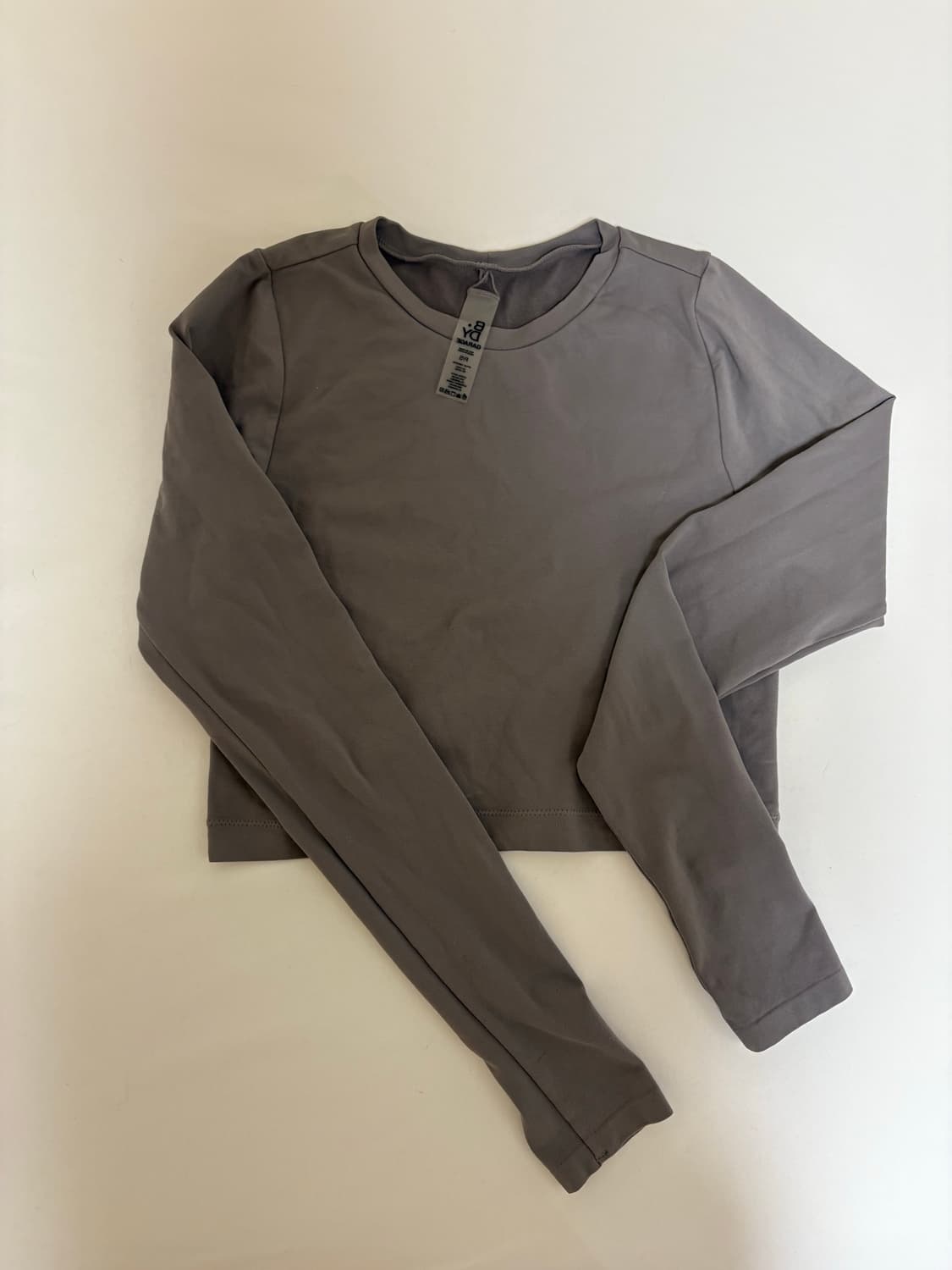 garage 탑  aritzia아리찌아 상품이미지1