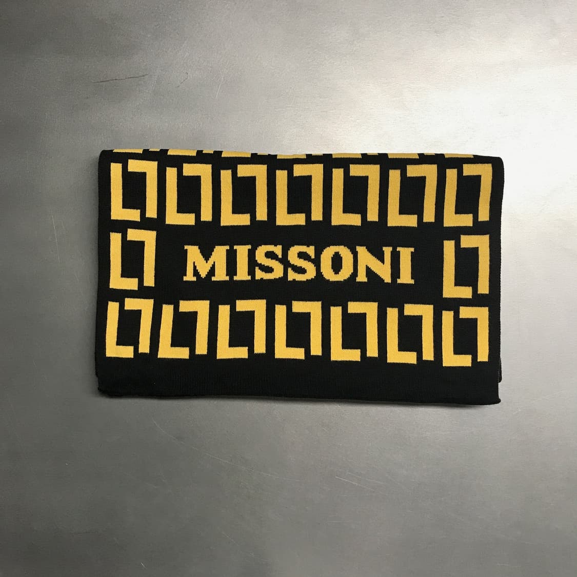 미쏘니 로고 머플러 상품이미지2