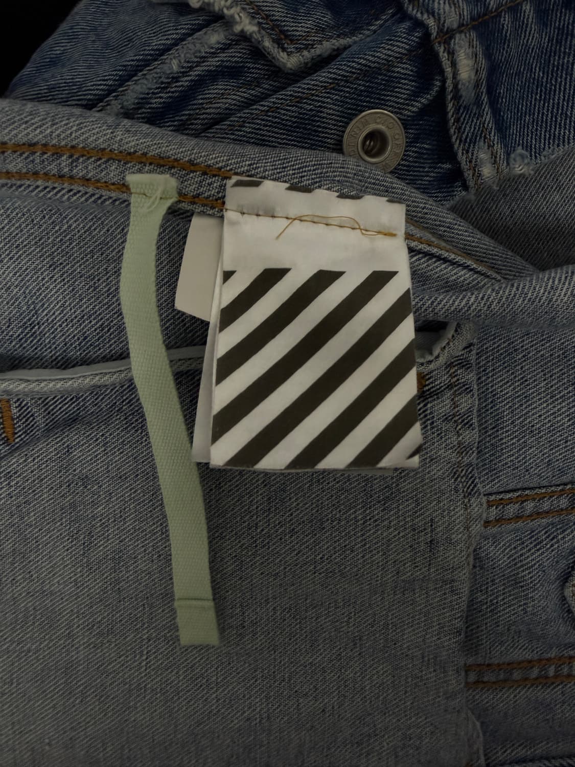 오프화이트 데님자켓 (버질아블로) 상품이미지4