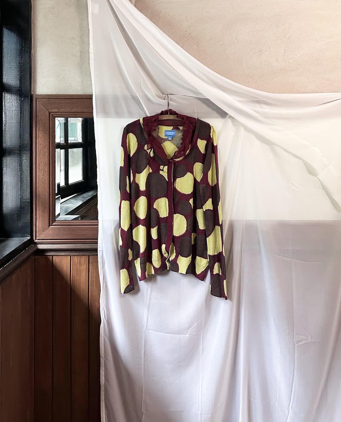 VERA WANG dot ruffle cardigan 상품이미지6