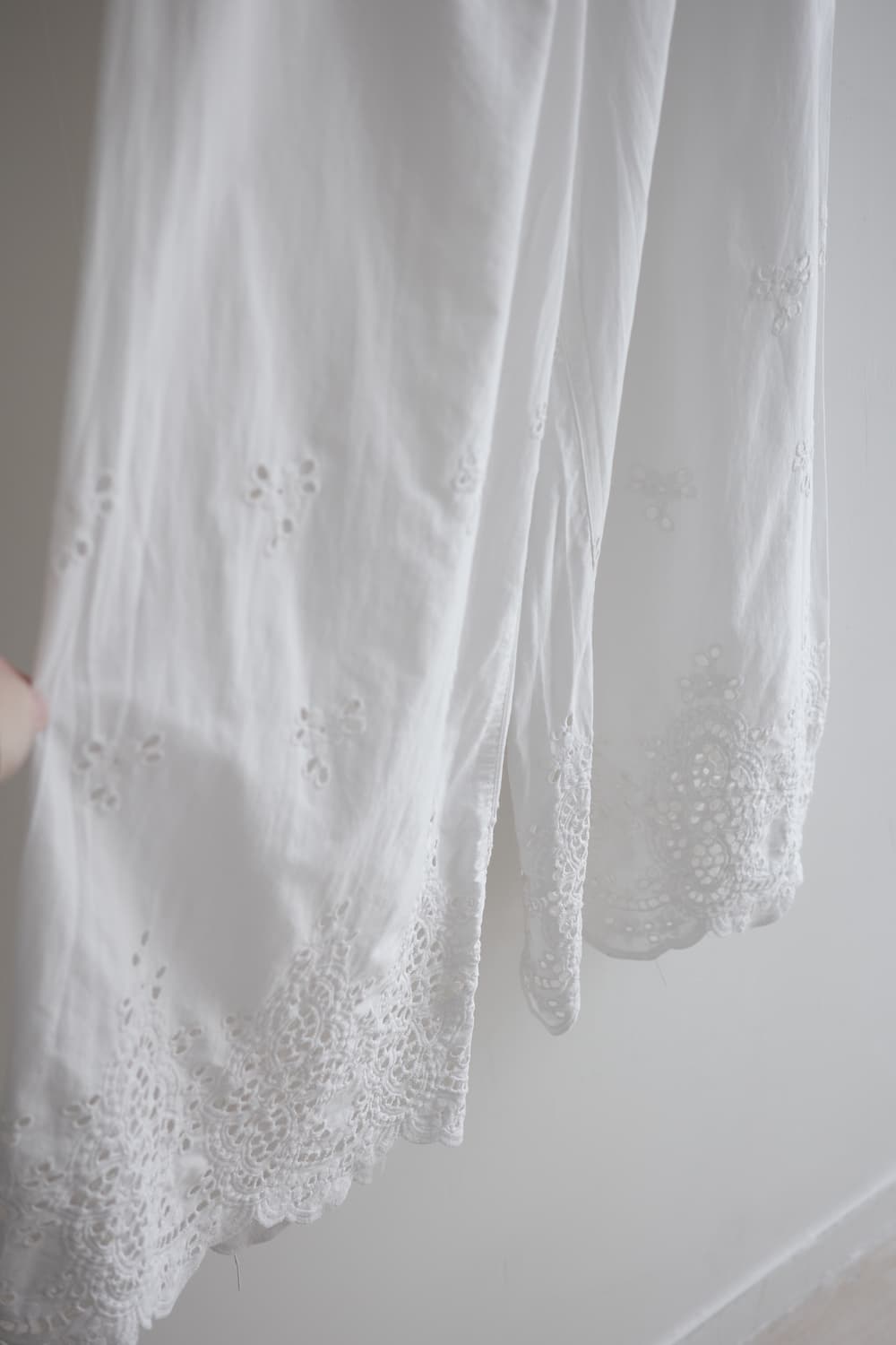  Pure white eyelet lace wide pants 상품이미지4