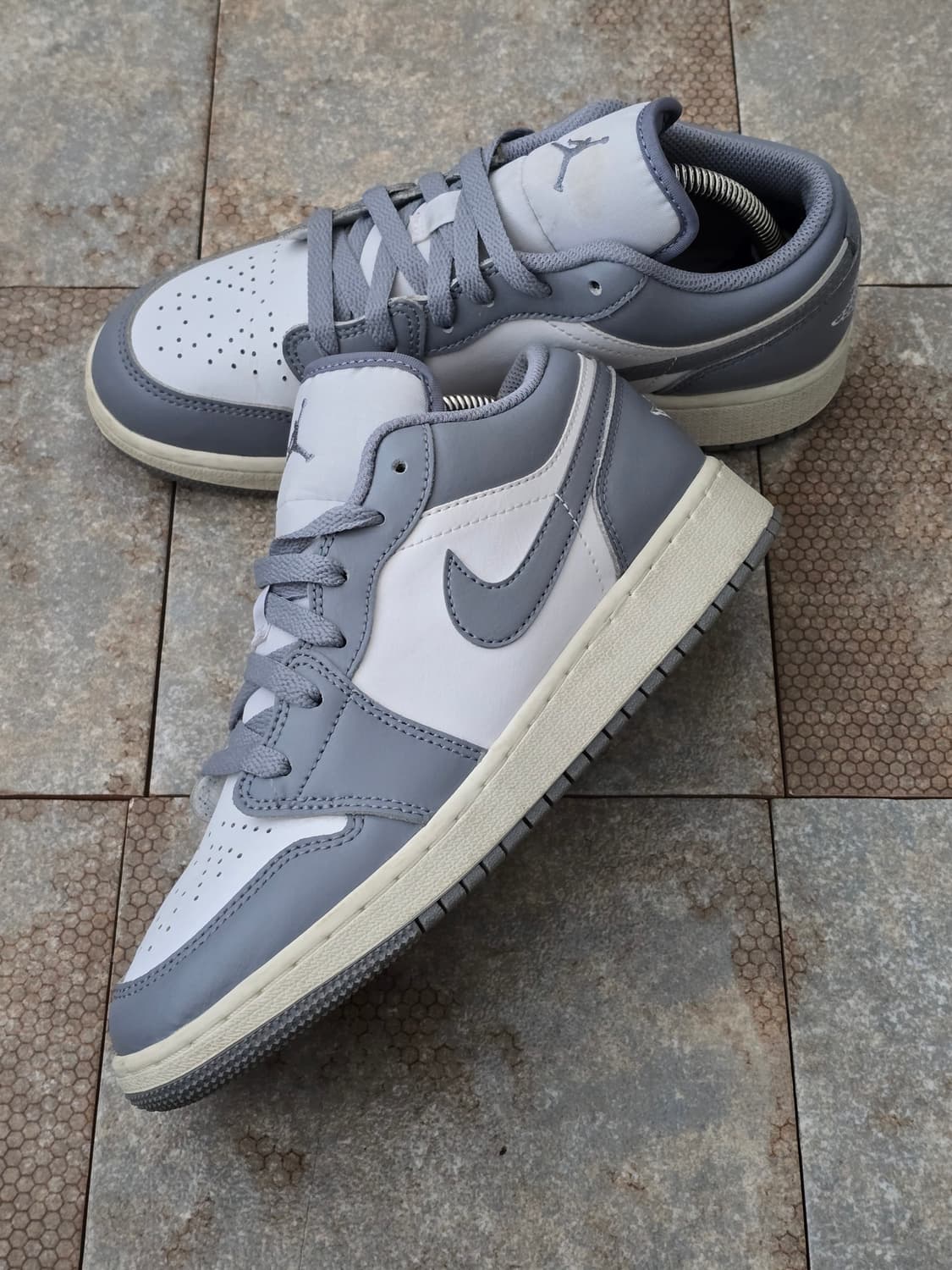 (240)나이키 조던 1 로우 스텔스 앤 화이트 상품이미지3