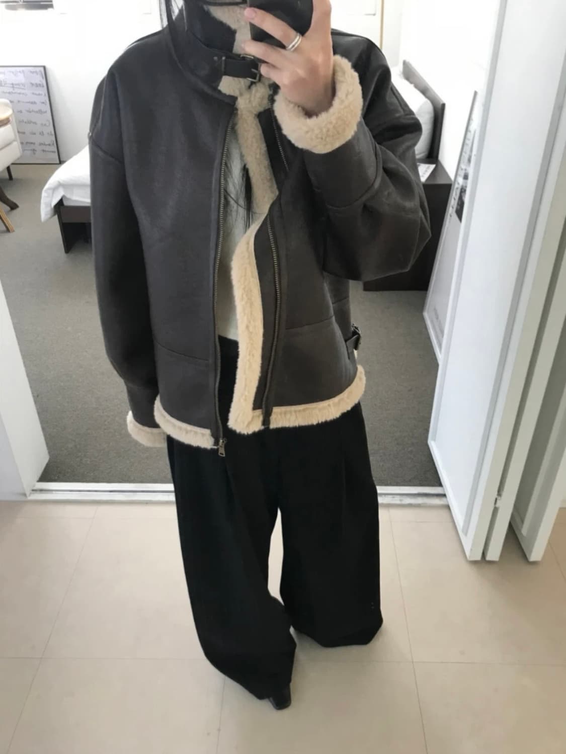 Tylda 퍼 카라 무스탕 (brown) 상품이미지2