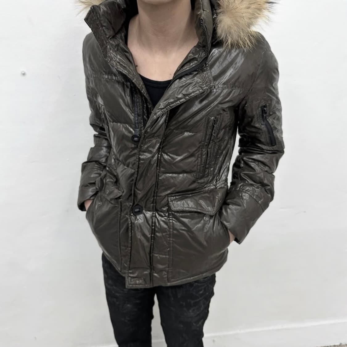Nicole club glossy brown down jacket 상품이미지1