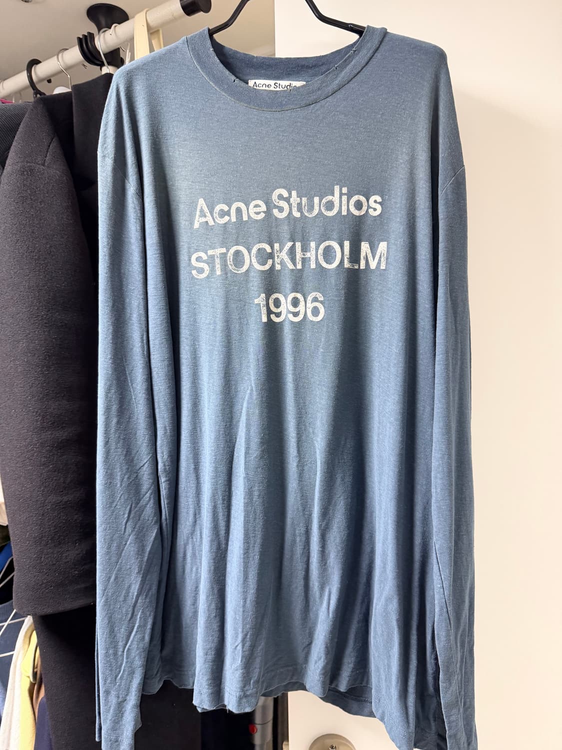 아크네 스튜디오 상품이미지1