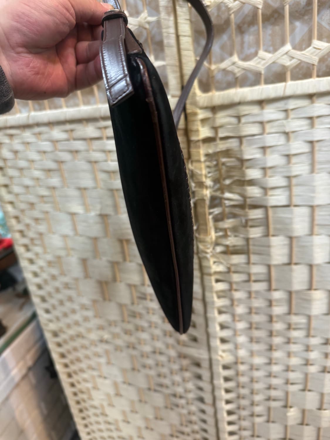 정품 페레가모 스웨이드 숄더백 팝니다 상품이미지6