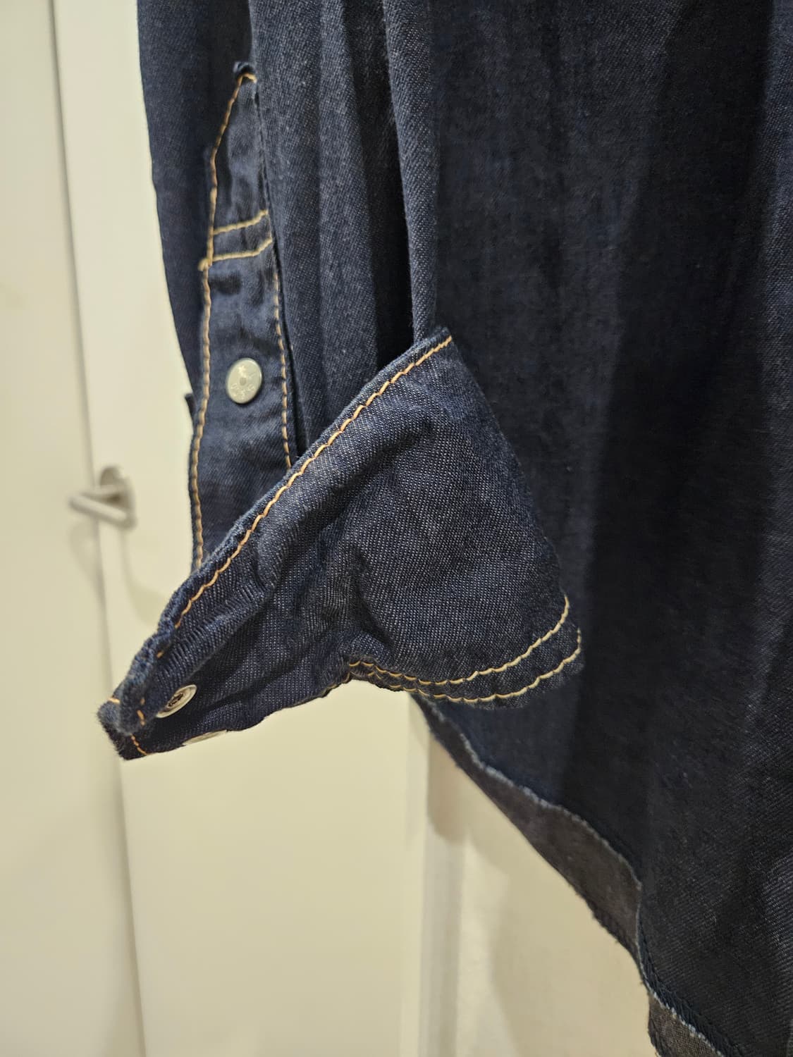 리바이스 타입원 데님셔츠 남녀공용 상품이미지4