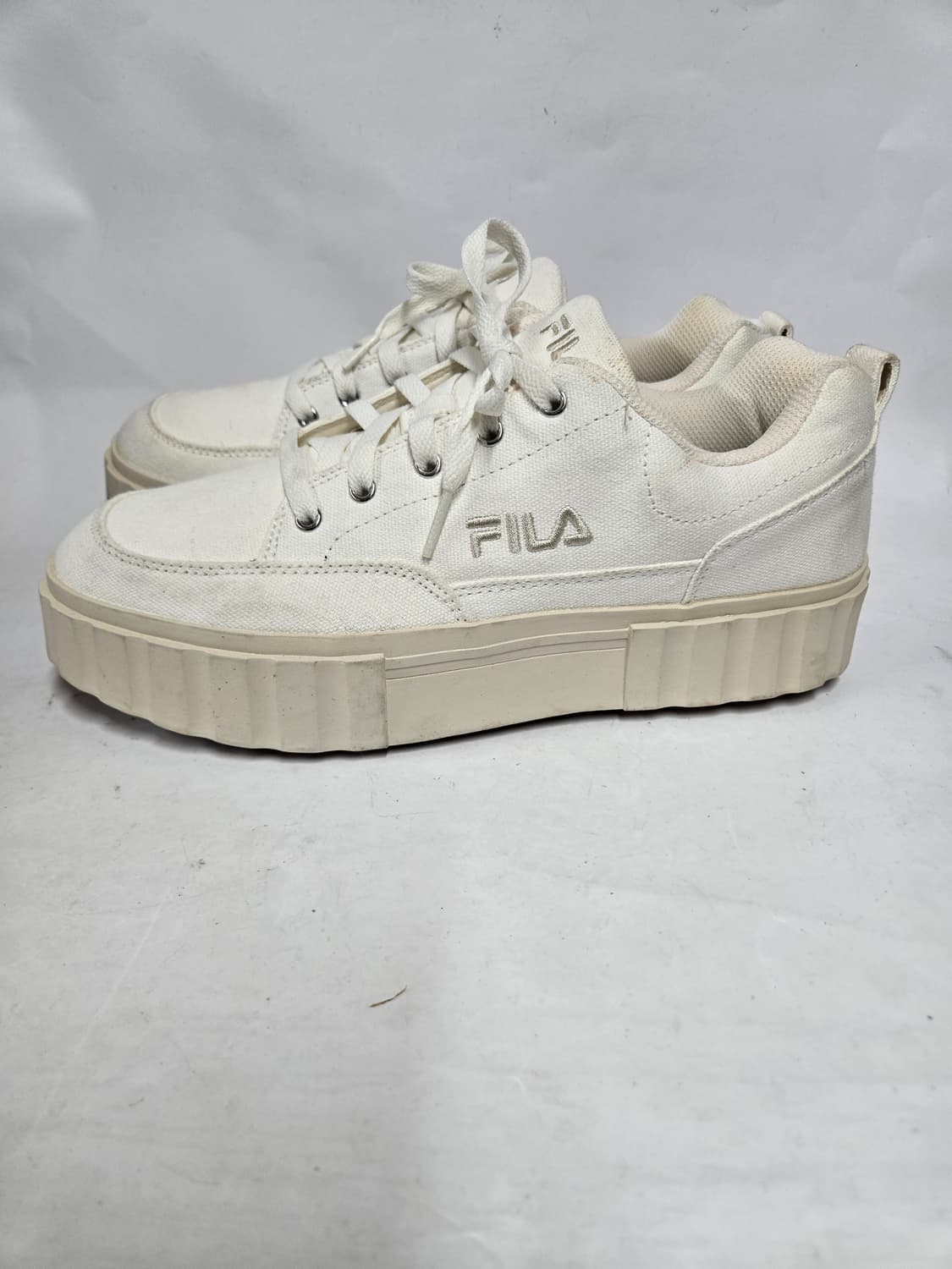 거의새제품)샌드 블라스트 로우 흰색 운동화270 상품이미지3