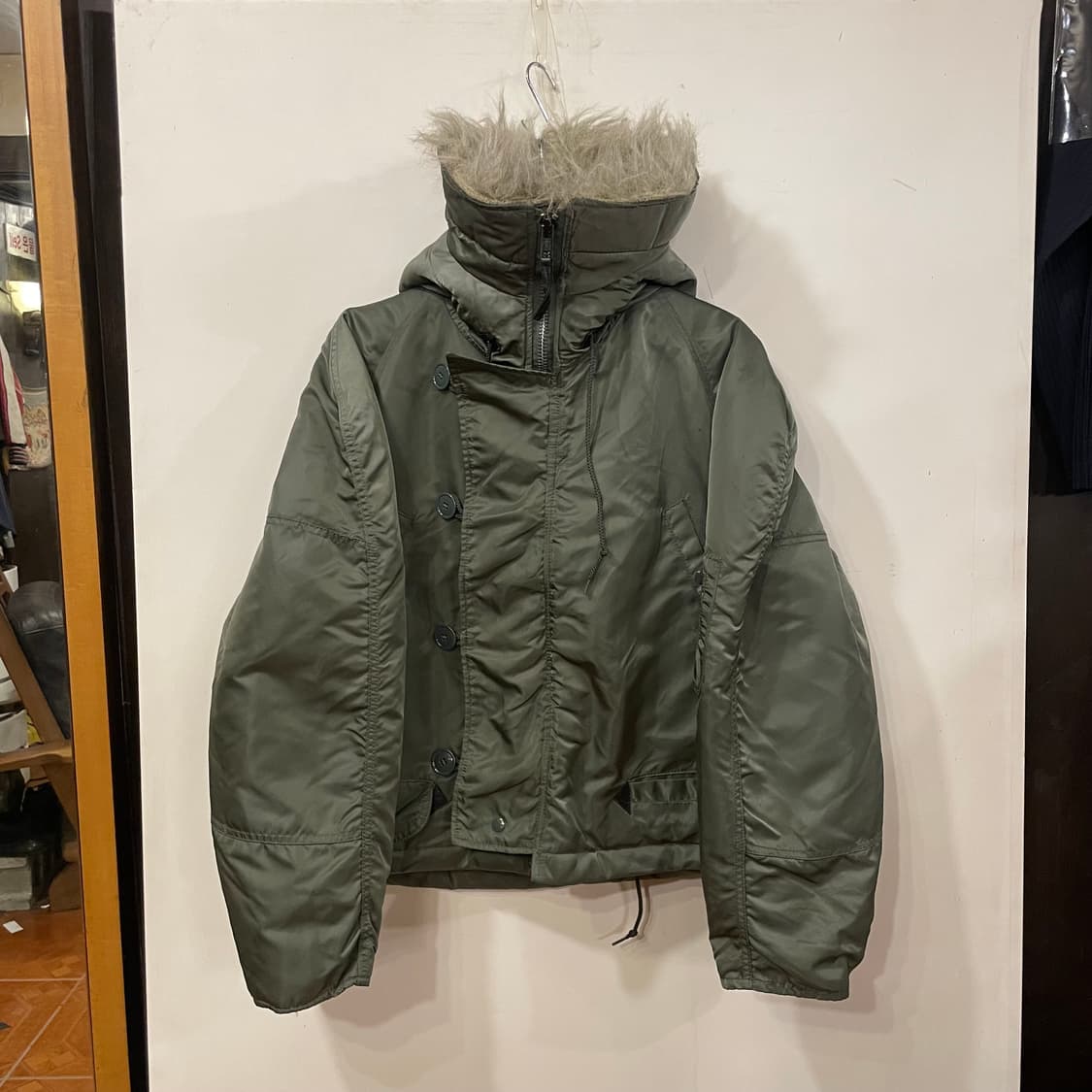 알파인더스트리 리메이크 크롭봄버 M 상품이미지1