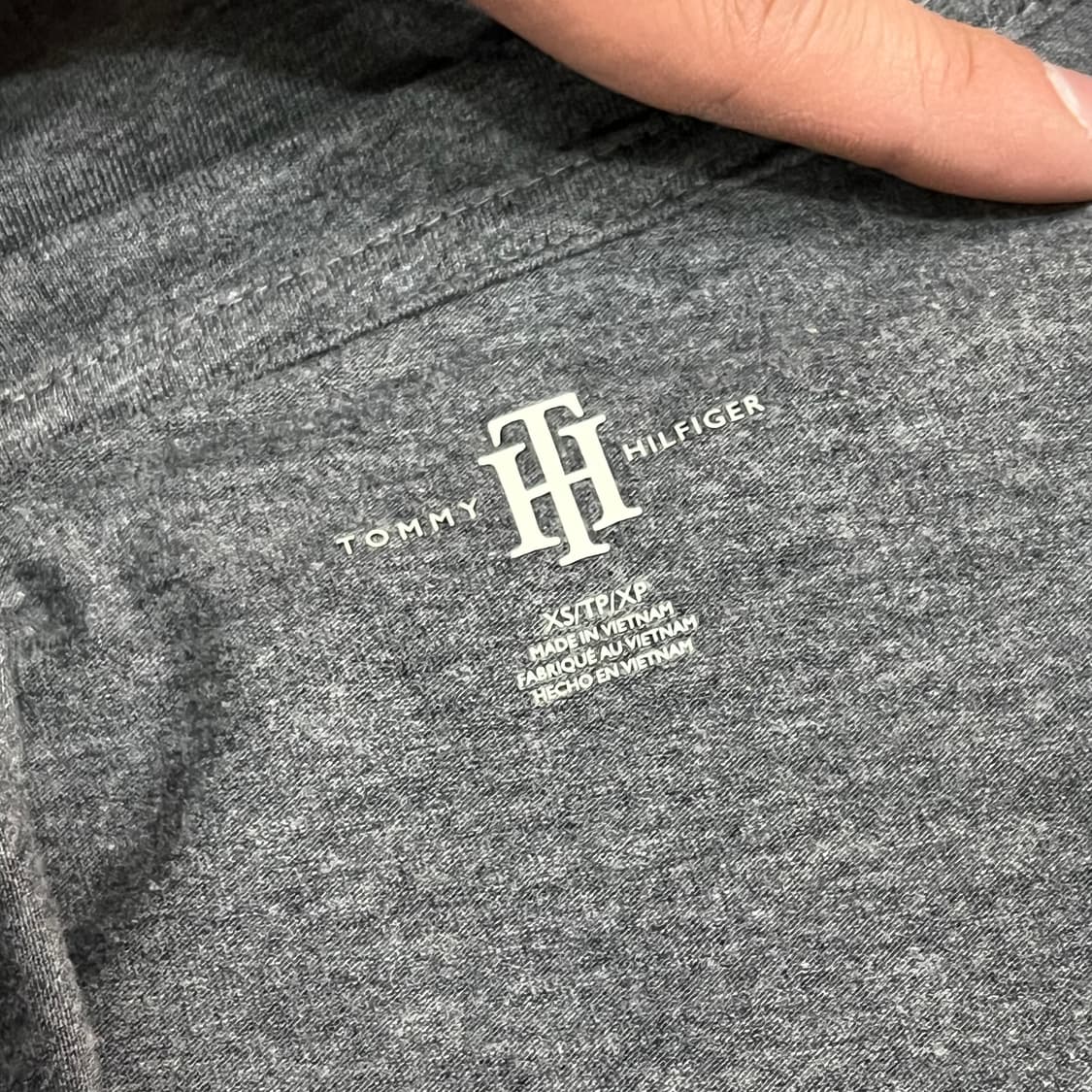  타미힐피거 로고 브이넥 반팔티 y15949 상품이미지5
