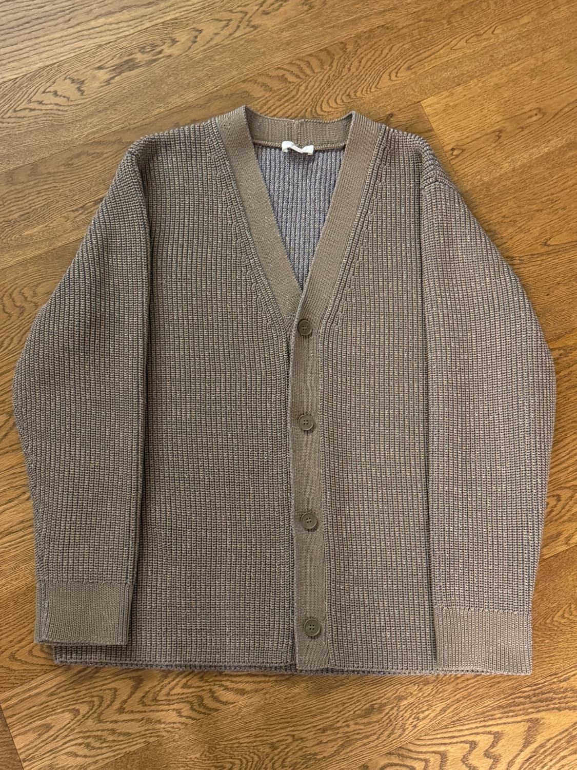 COS 오버사이즈 V넥 가디건 상품이미지1