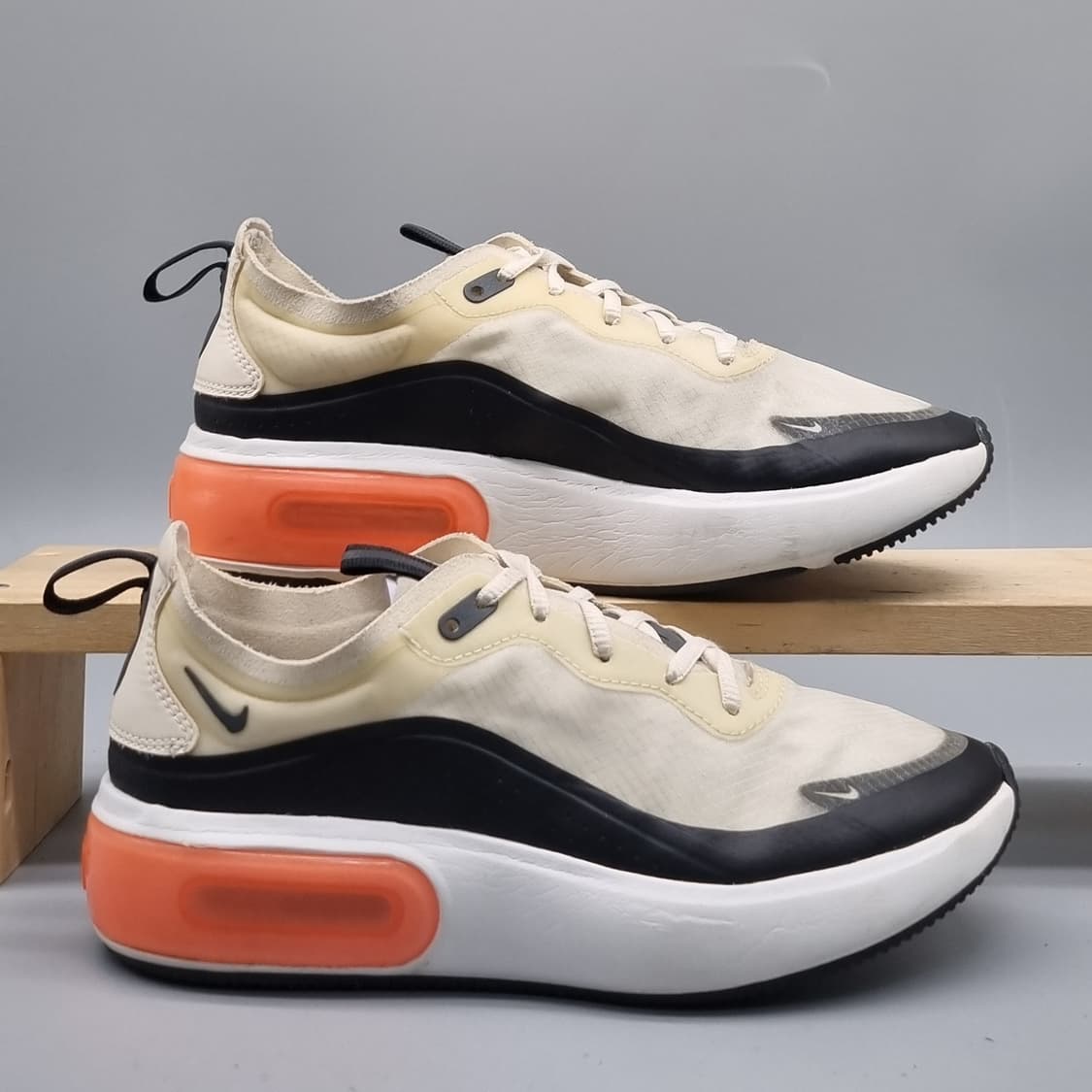 나이키 에어맥스 디아 여성운동화240  상품이미지1