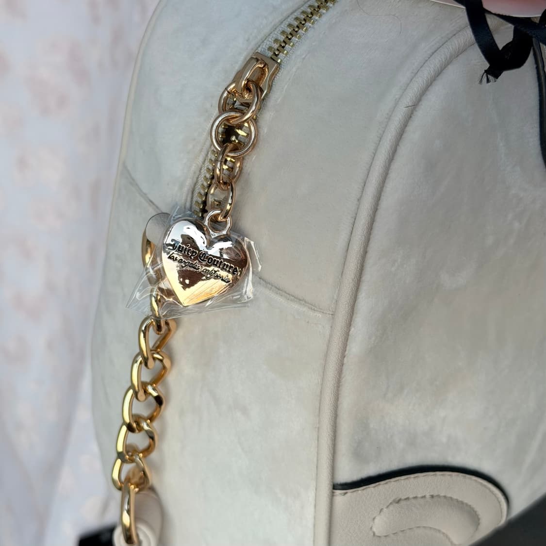 쥬시꾸뛰르 대장템 아이보리 벨벳 핸드백 크로스백 2way 상품이미지3