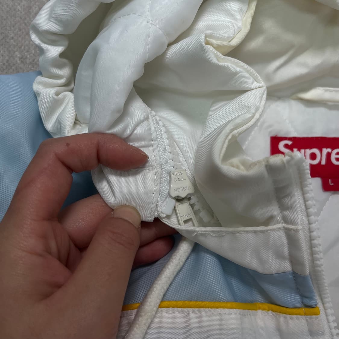 105 슈프림 19FW 스포츠 파이핑 푸퍼 자켓 상품이미지4