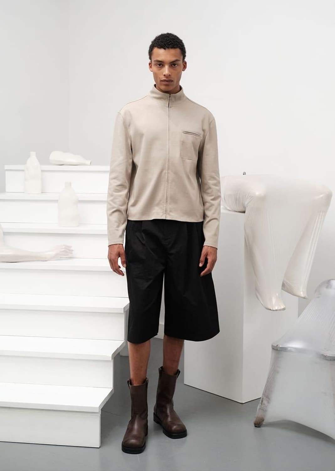 아모멘토 slim fit pocket jumper beige 상품이미지8