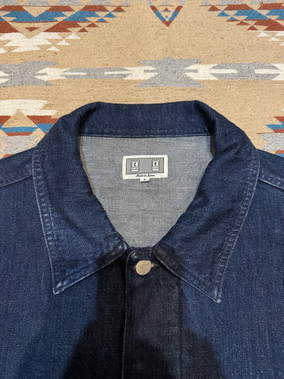 [L] 카브엠트 히든 버튼 데님 자켓 인디고 상품이미지2