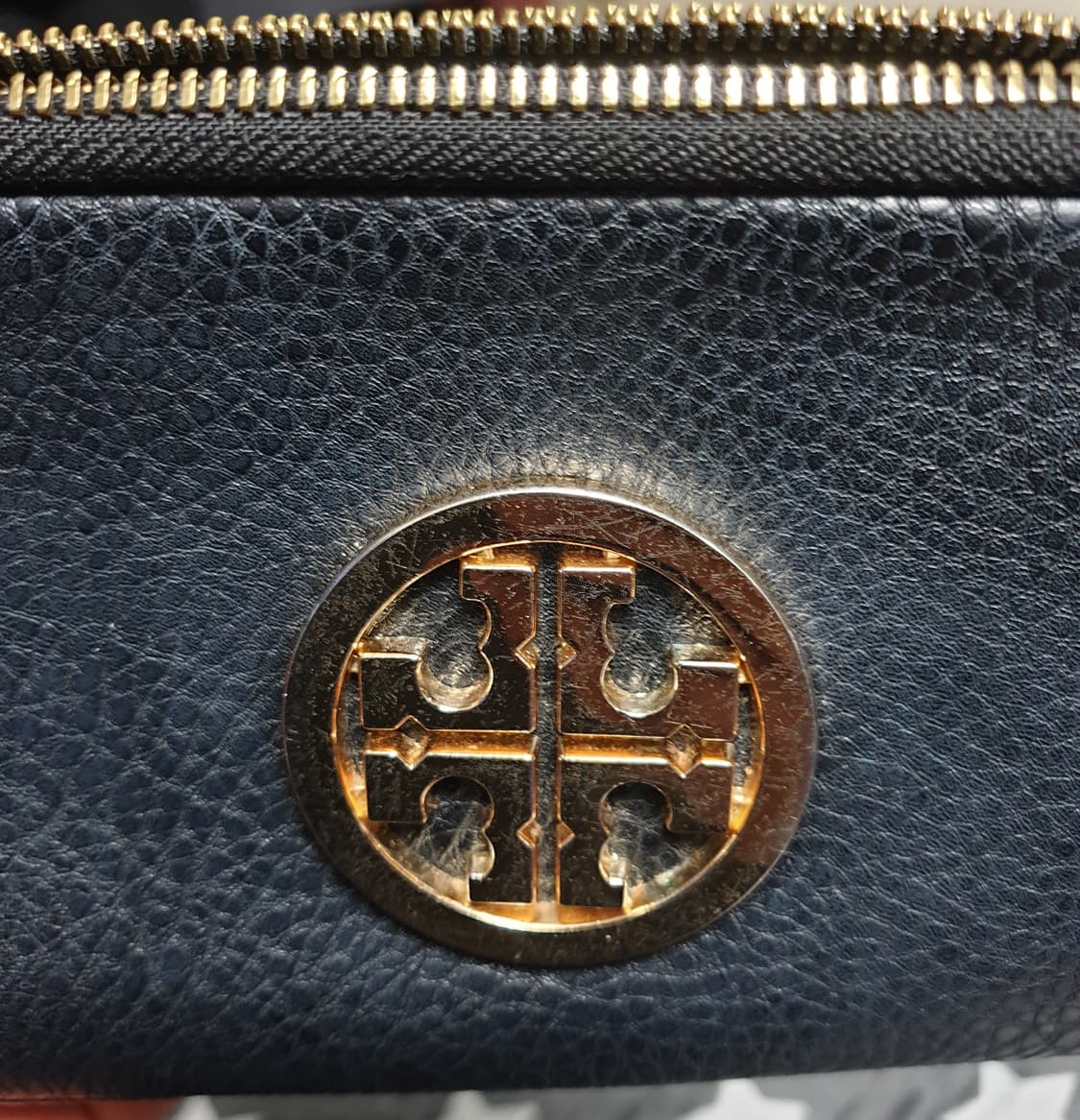 토리버치 가죽 금장 미니파우치 블랙 상품이미지3