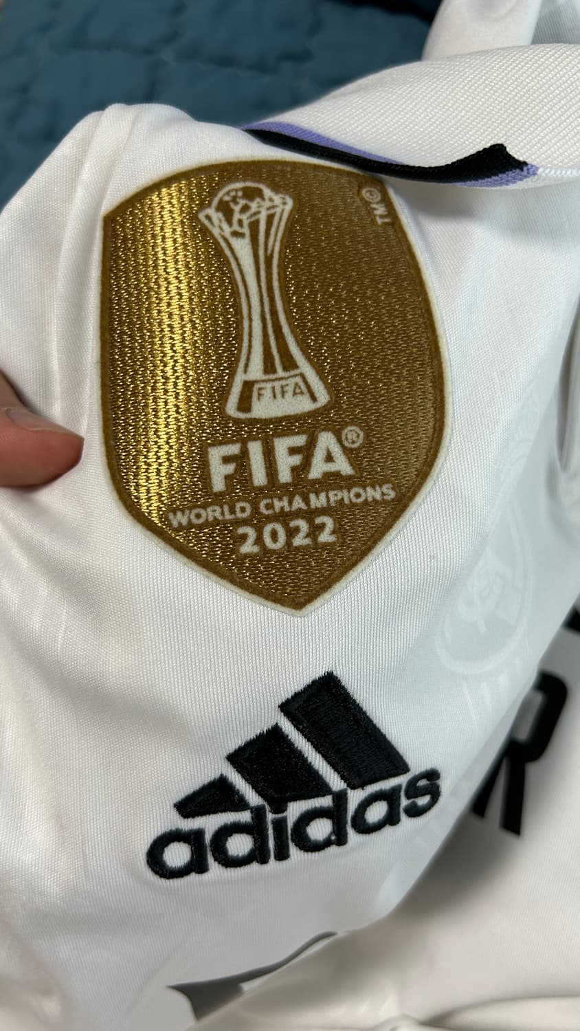 22 23 레알마드리드 모드리치 유니폼 L 상품이미지5