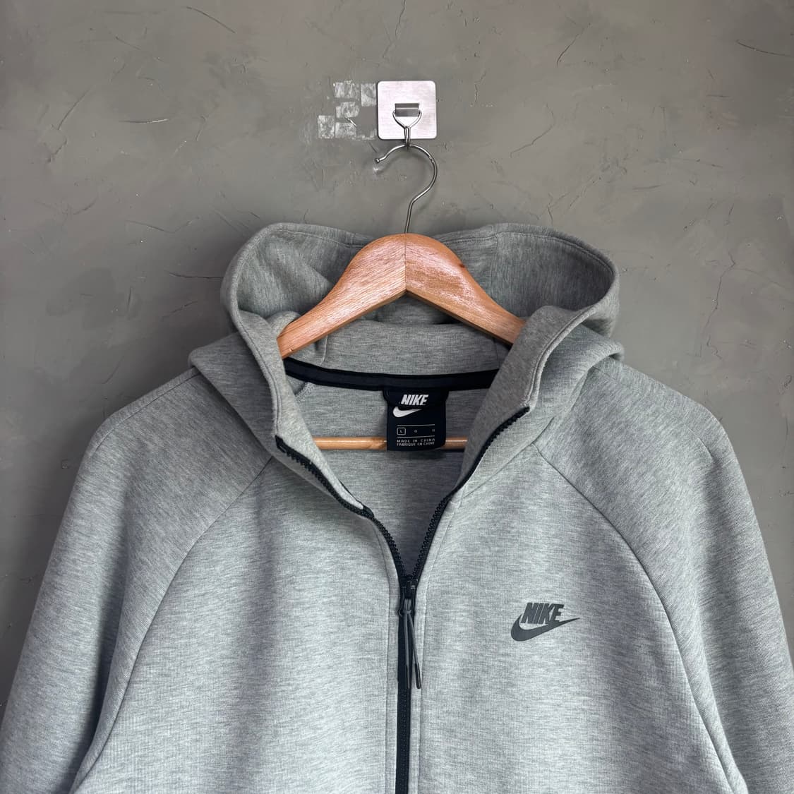 나이키 테크팩 후드집업 그레이 상품이미지2