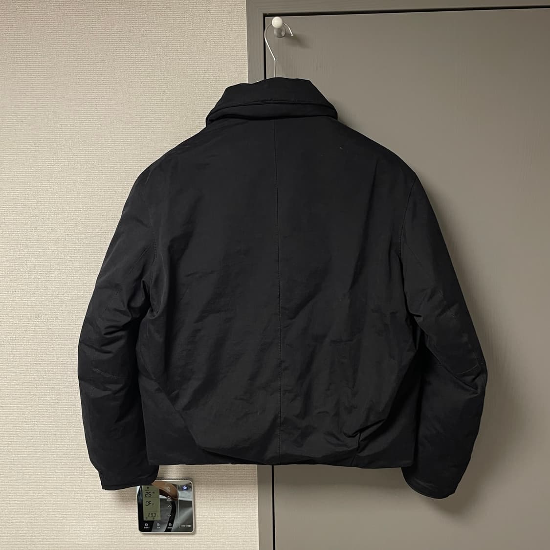 쿠어 미니멀 카라 다운 자켓 (블랙) 상품이미지2