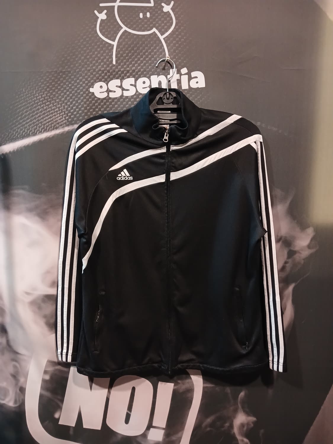 아디다스 삼선 트랙집업 상품이미지1
