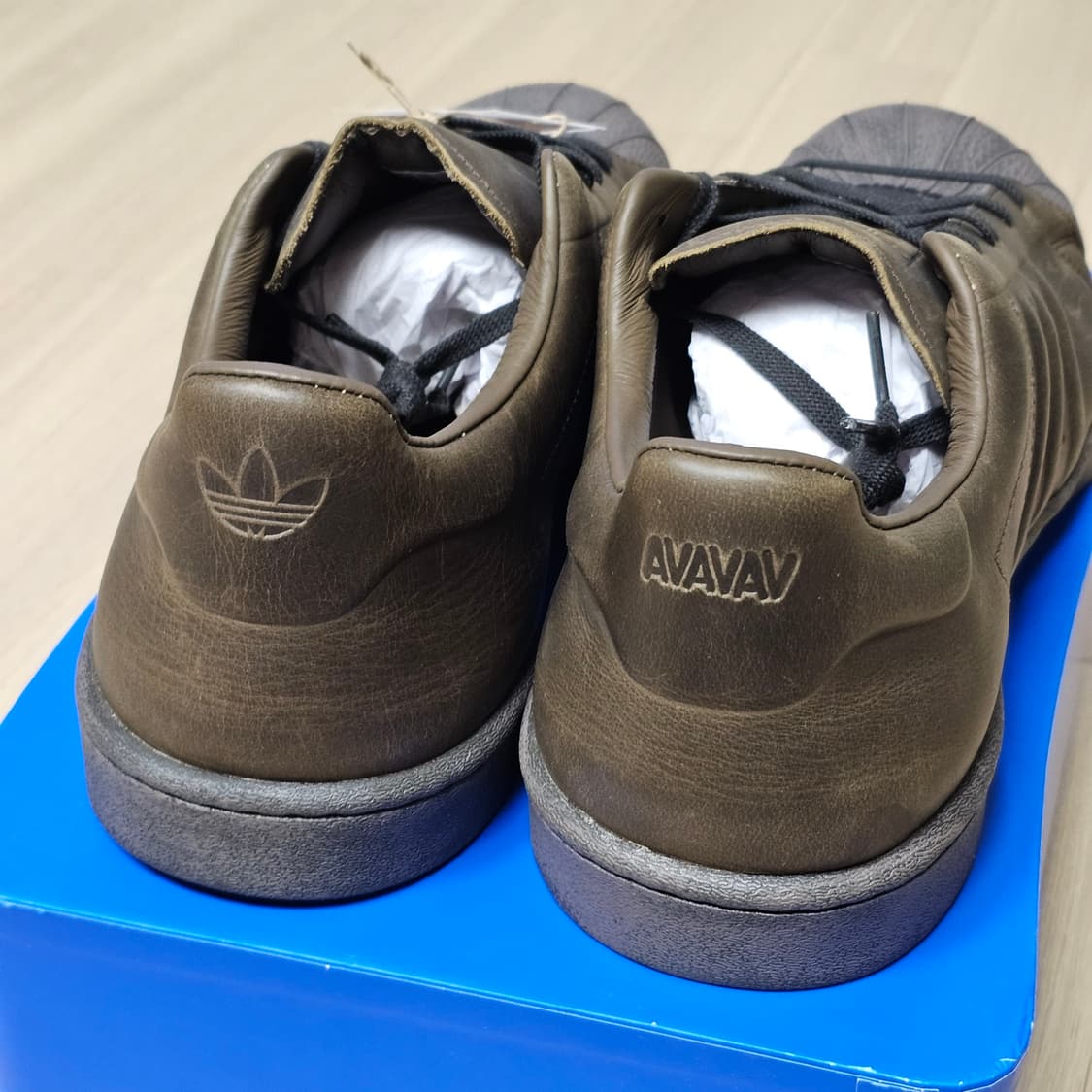 290 새제품) (W) 아디다스 X 아바바브 슈퍼스타 브라운 JR4280 상품이미지5