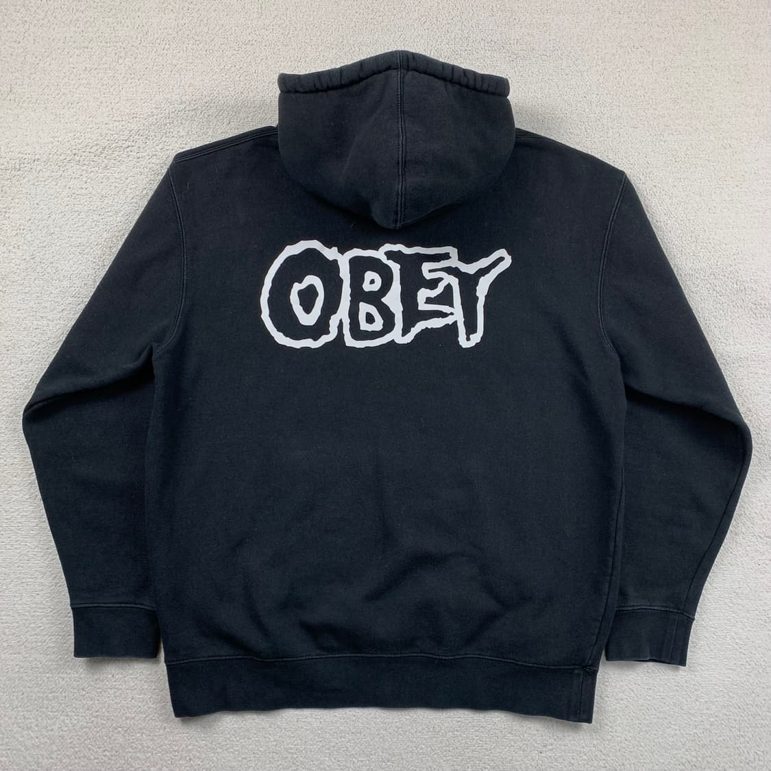 오베이 x 미스피츠 후드티 블랙 상품이미지3