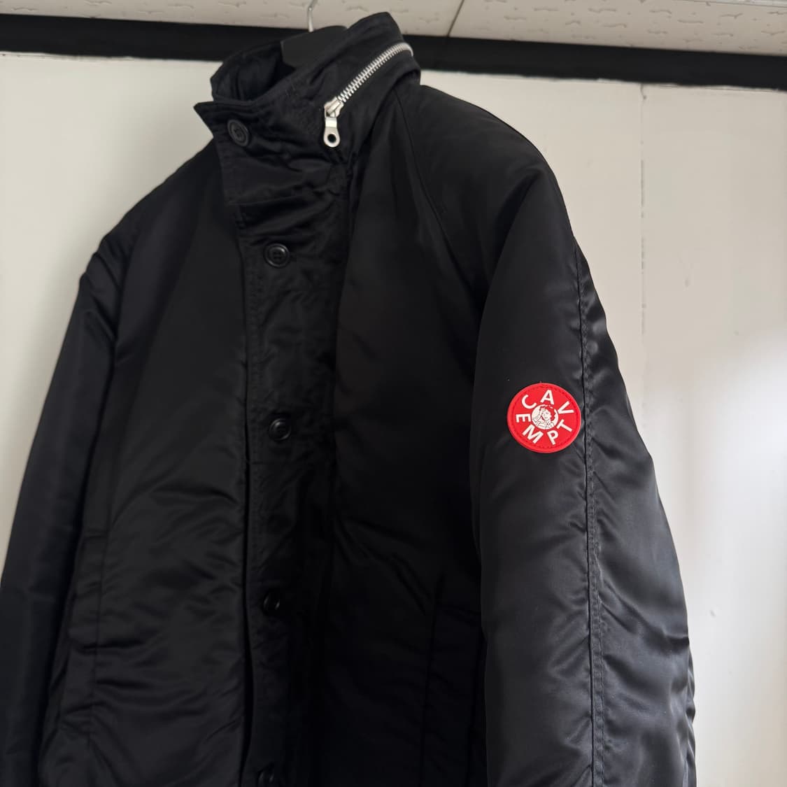 카브엠트 나일론 트윌 웜 자켓 블랙 - 23FW 상품이미지2