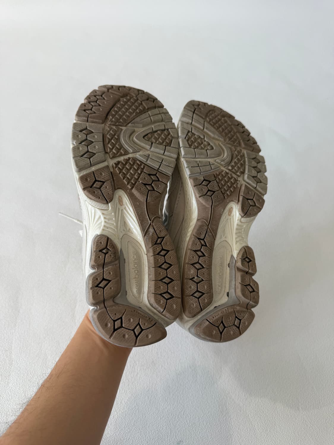 [235]뉴발란스(new balance) 2002R 상품이미지9