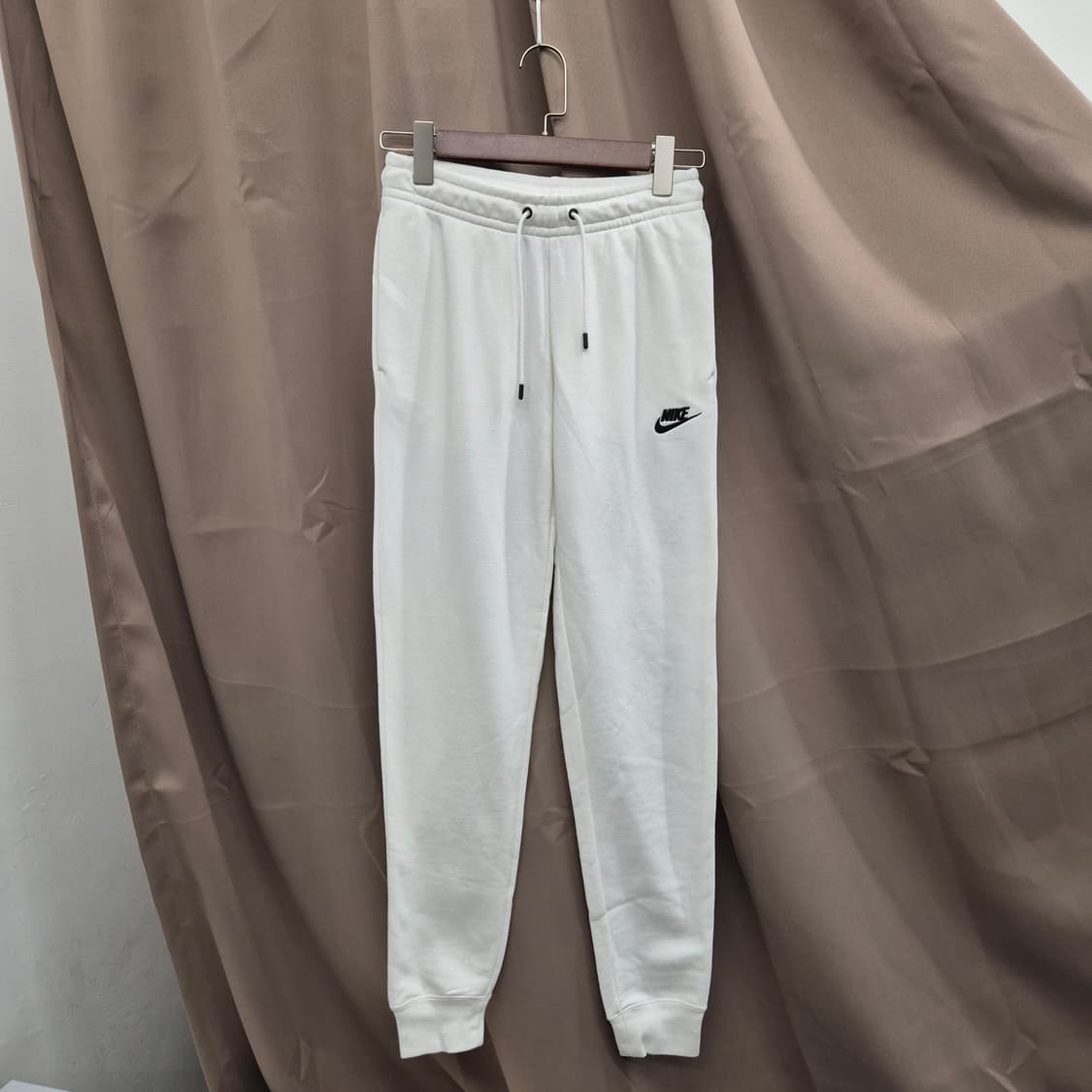 나이키 흰색 트레이닝 바지 XS 상품이미지1