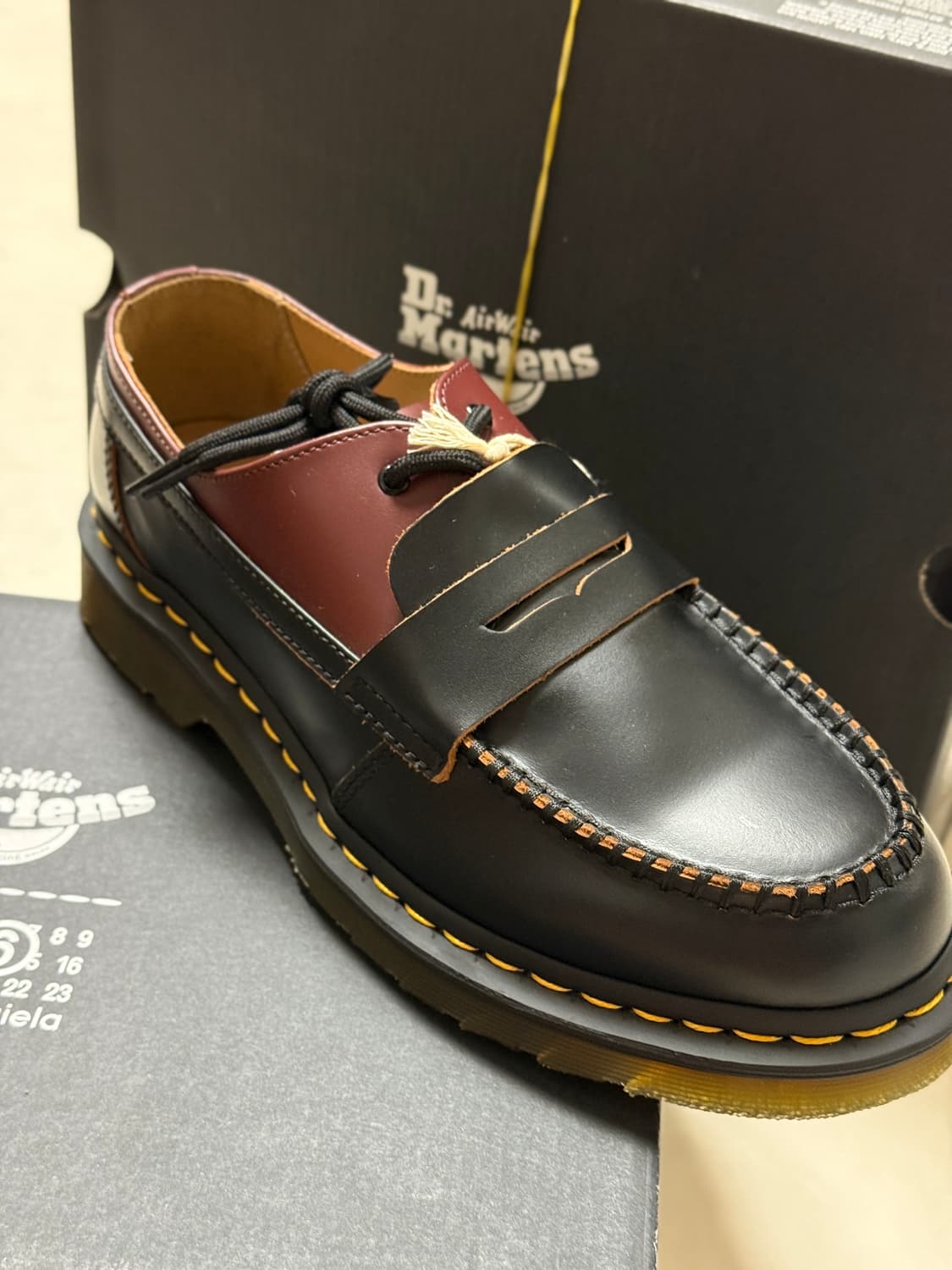 마르지엘라 닥터마틴 1461 펜톤 블랙 상품이미지2