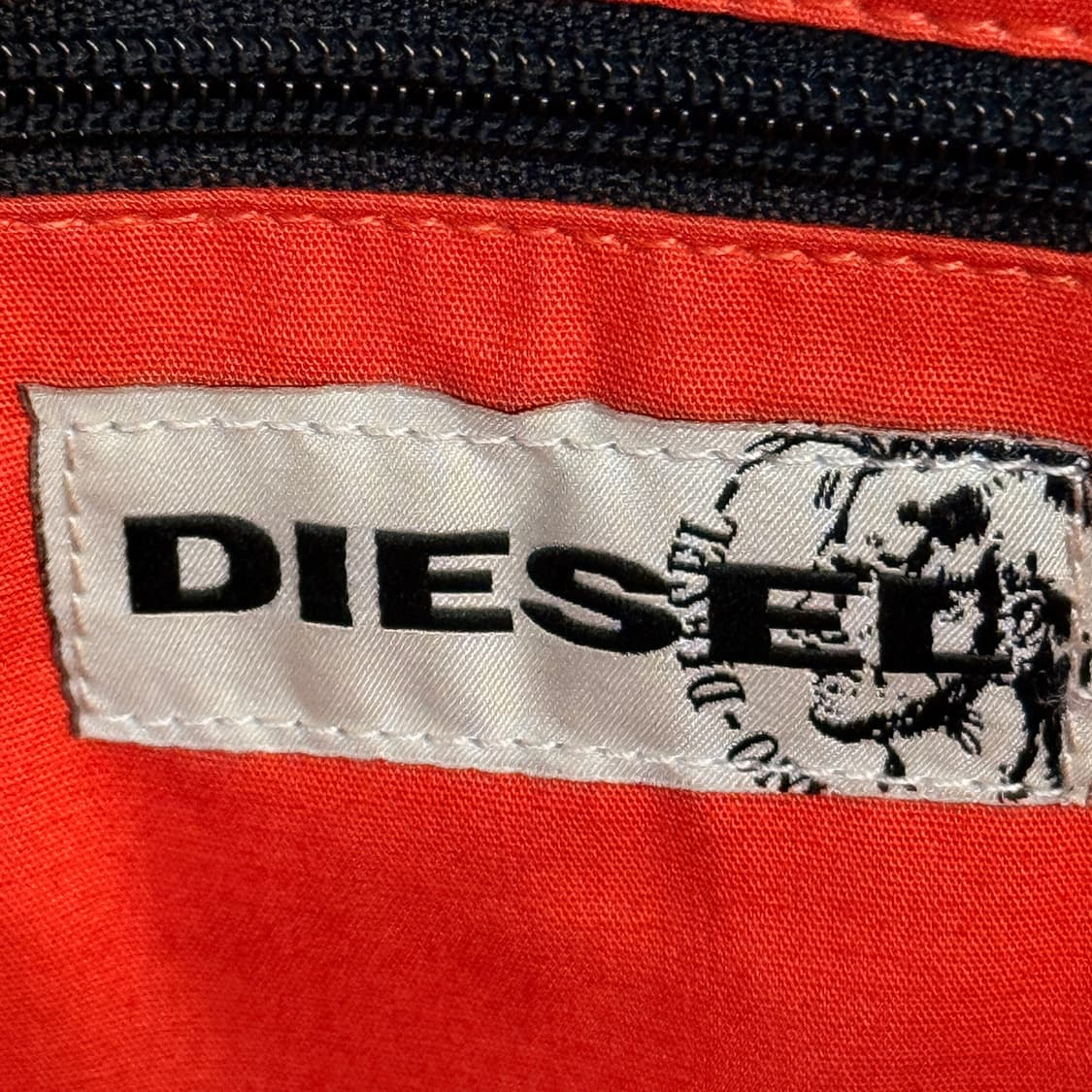 디젤 레더 블루 크로스백 로고 심플 상품이미지6