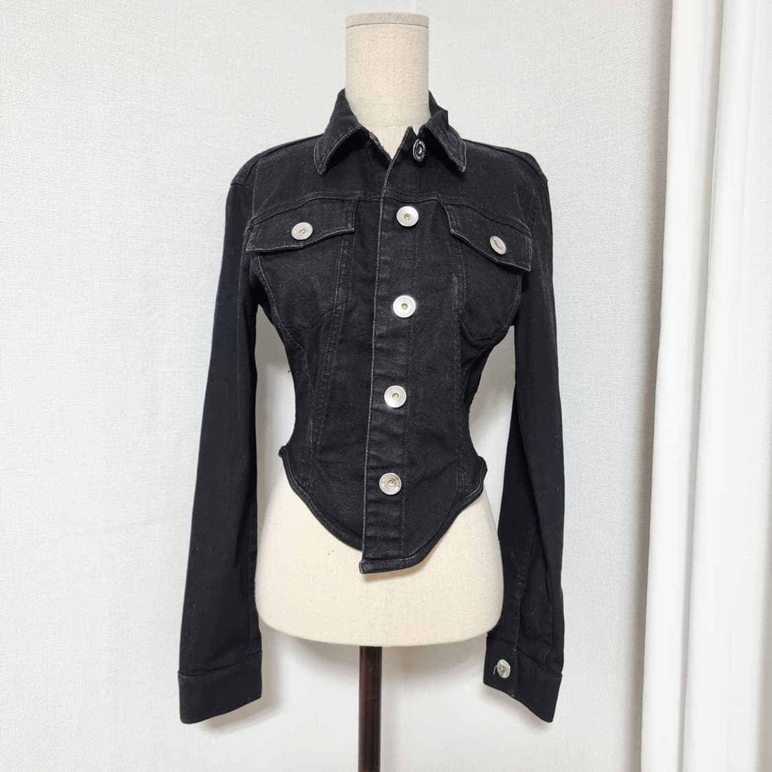 모스키노 흑청 자켓 데님 자켓 (44-55) 상태최상 상품이미지1