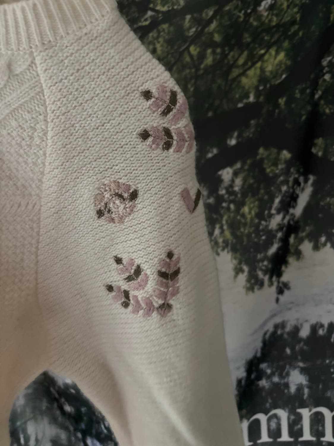 Thursday Island 꽈배기 플라워 니트 아이보리 S 모리걸 상품이미지4