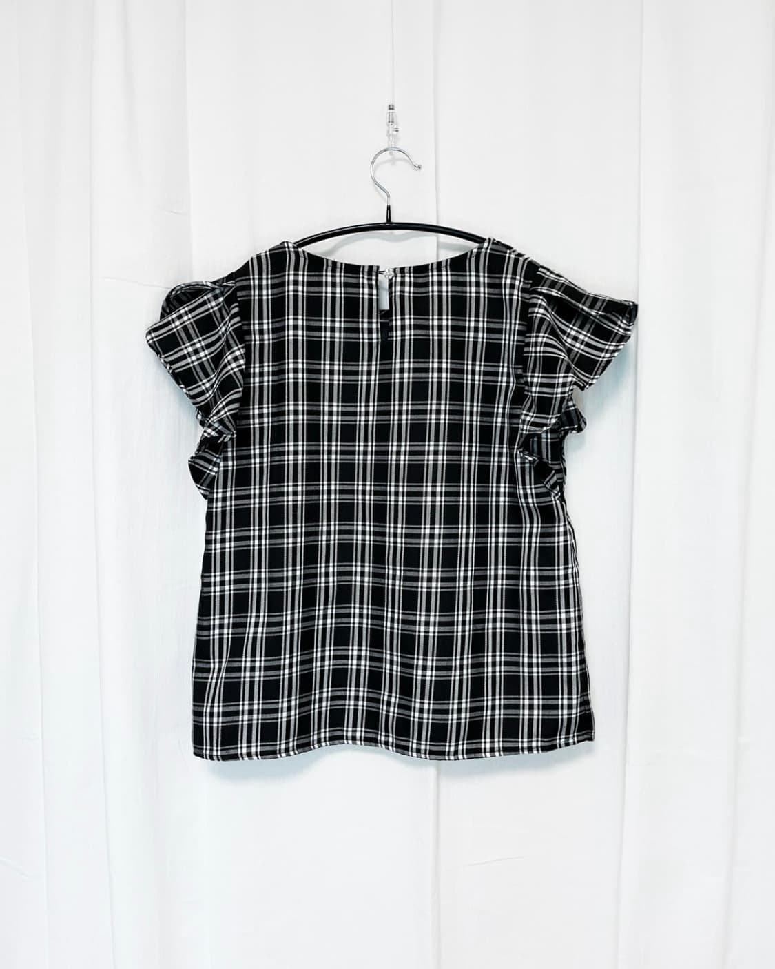 Check Ruffle Blouse - Black 상품이미지3
