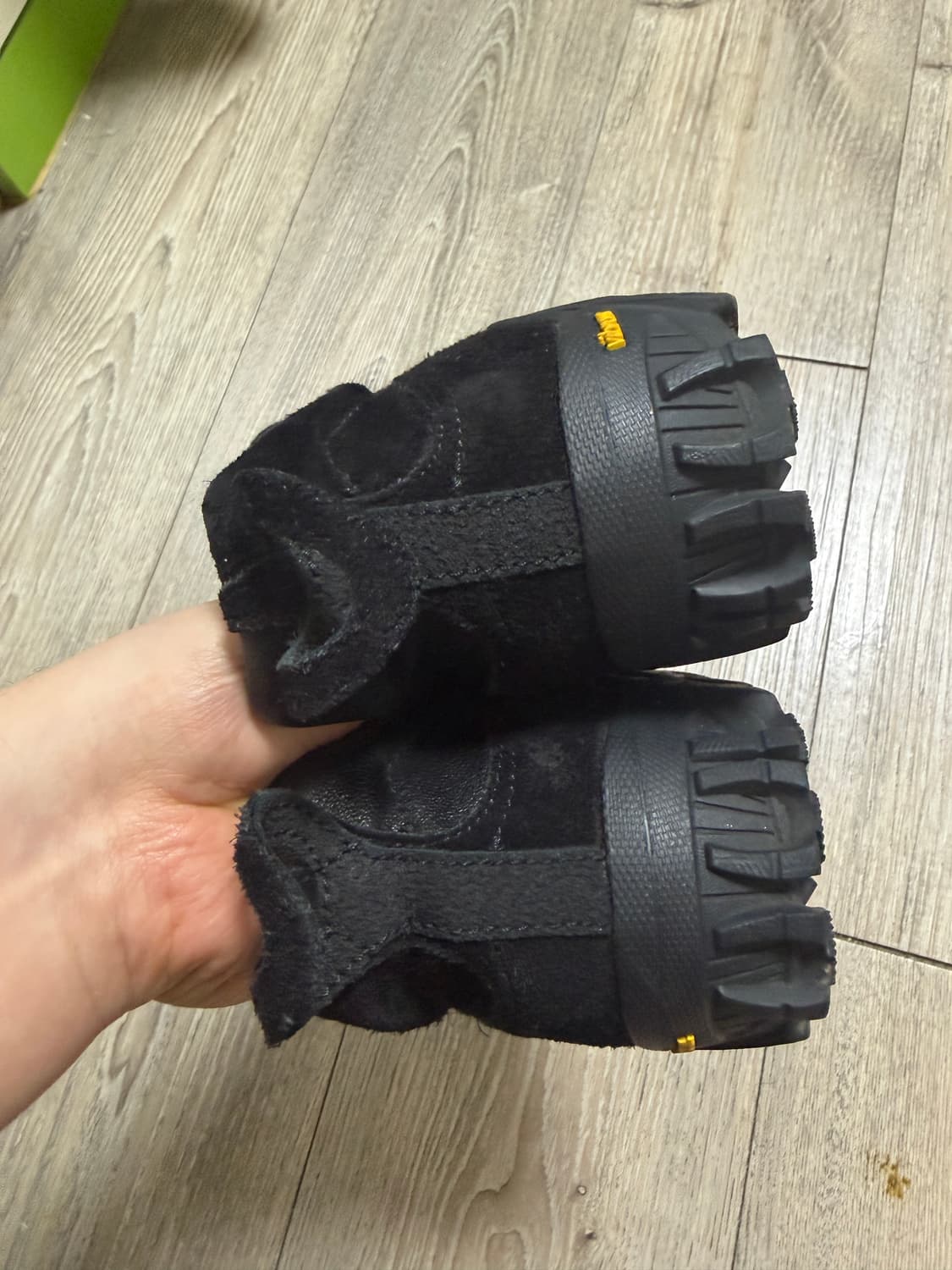 아워레가시 가베 스텔스 레더 블랙 상품이미지4