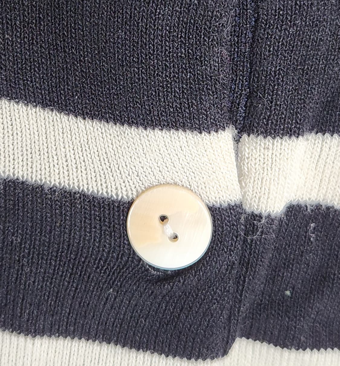 빈티지 자개 포인트 스트라이프 니트 세미크롭티 상품이미지3