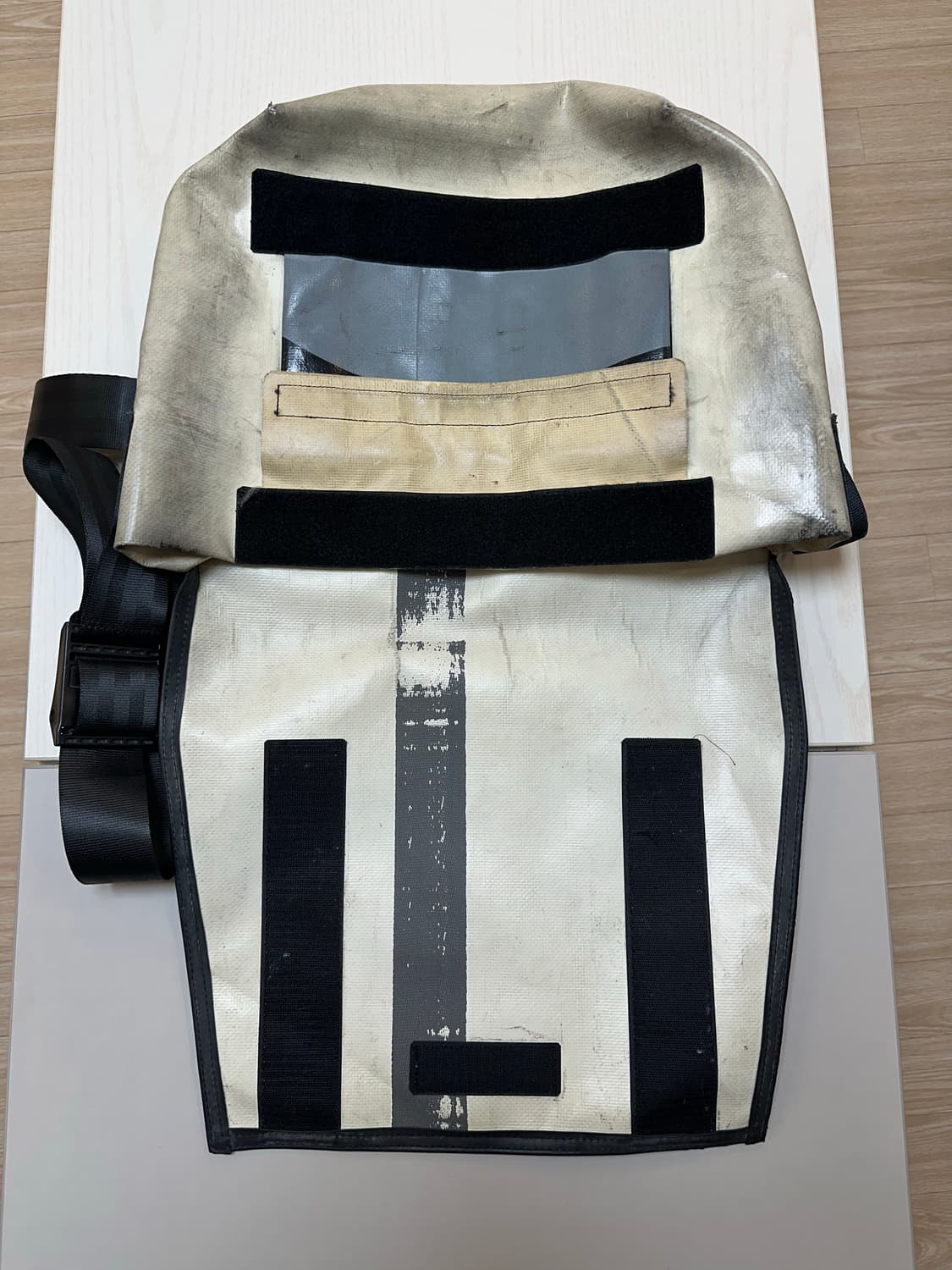 프라이탁 덱스터 메신져백 상품이미지4