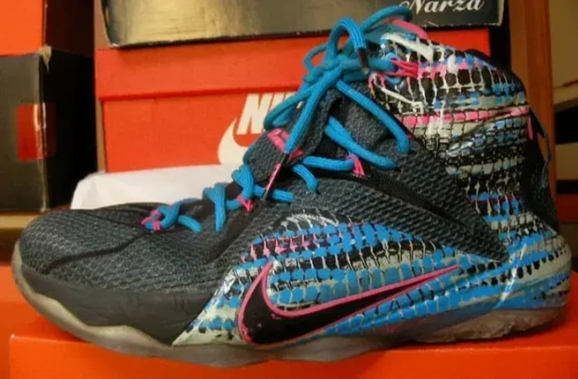 나이키 르브론12 크로모썸 270 상품이미지3