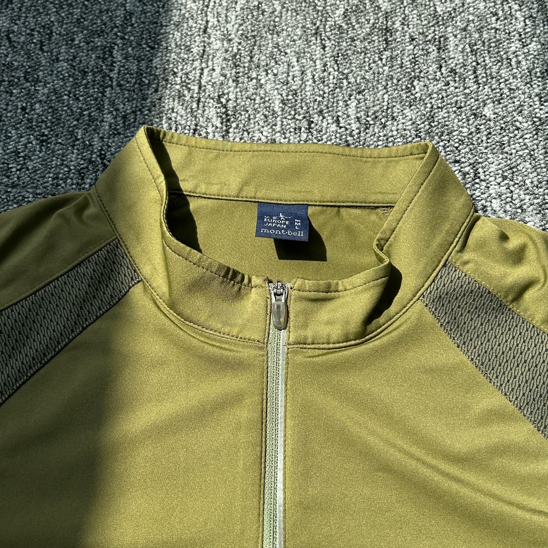 몽벨 카키 기능성 반팔티셔츠 상품이미지4